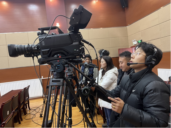 第26个中国记者节 致敬每一份理想与担当